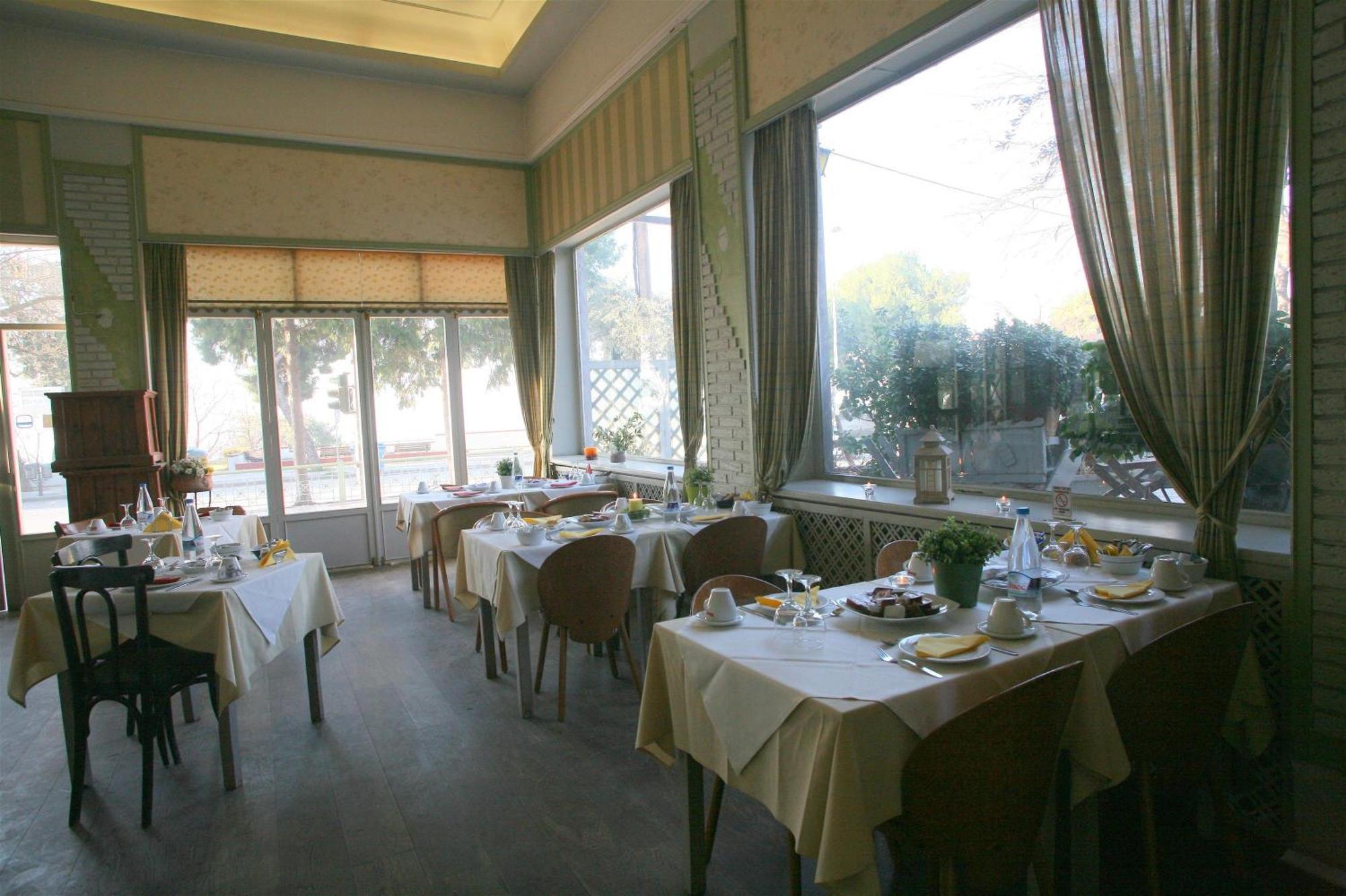 Oceanis Otel Selanik Dış mekan fotoğraf